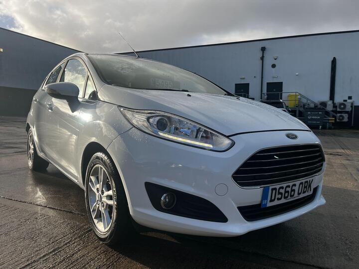 Ford Fiesta 1.25 Zetec Euro 6 5dr