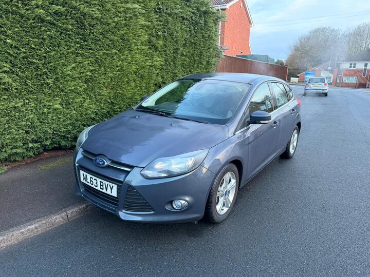Ford Focus 1.0T EcoBoost Zetec Euro 5 (s/s) 5dr