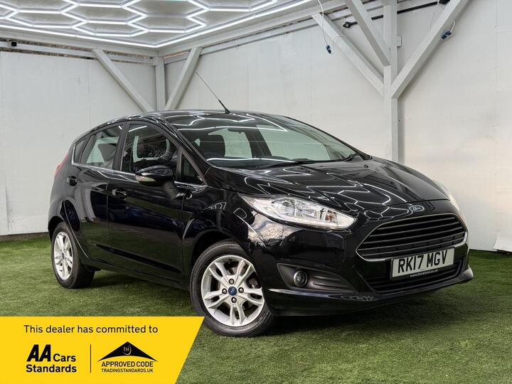 Ford Fiesta 1.25 Zetec Euro 6 5dr Ford Fiesta 1.25 Zetec Euro 6 5dr