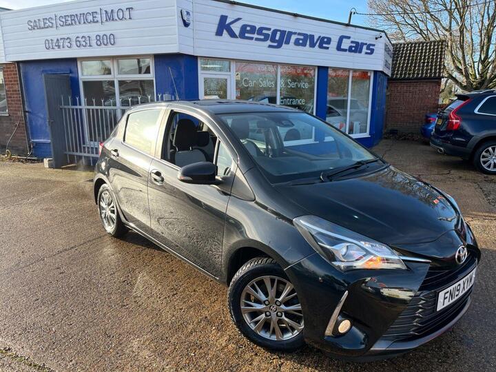 Toyota YARIS 1.5 VVT-i Icon Euro 6 5dr Toyota YARIS 1.5 VVT-i Icon Euro 6 5dr