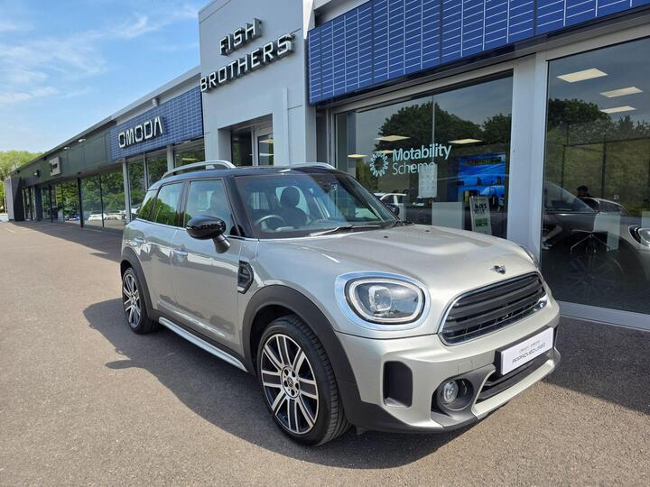 MINI Countryman 1.5 Cooper Exclusive Steptronic Euro 6 (s/s) 5dr