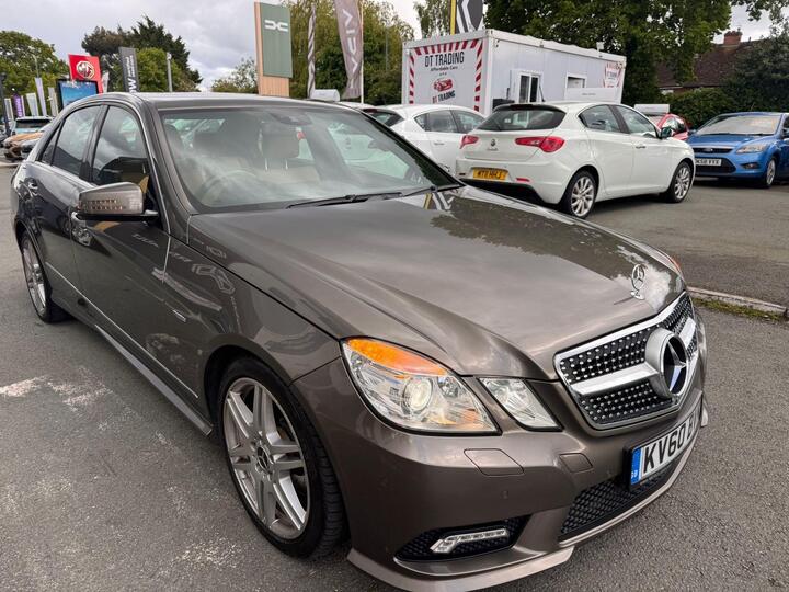 Mercedes-Benz E Class 3.0 E350 CDI V6 BlueEfficiency Sport G-Tronic Euro 5 4dr