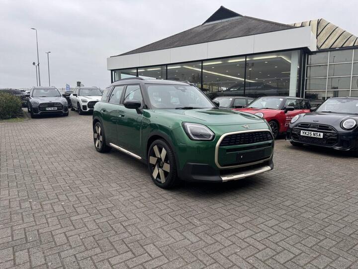 MINI Electric Countryman E 66.5kWh Exclusive Auto 5dr