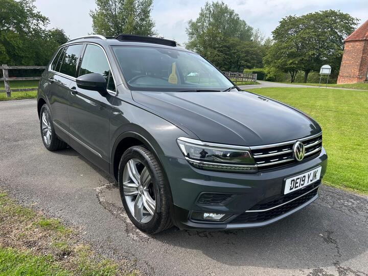 Volkswagen Tiguan 2.0 TDI SEL DSG Euro 6 (s/s) 5dr Volkswagen Tiguan 2.0 TDI SEL DSG Euro 6 (s/s) 5dr