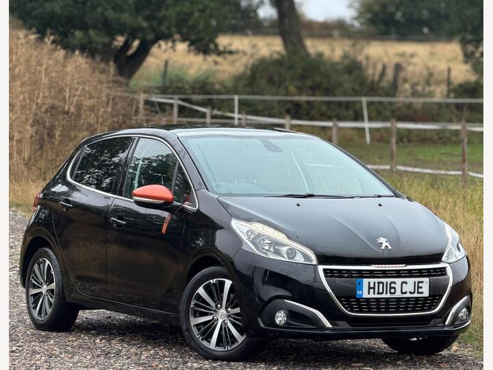 Peugeot 208 1.2 PureTech Roland Garros Euro 6 (s/s) 5dr