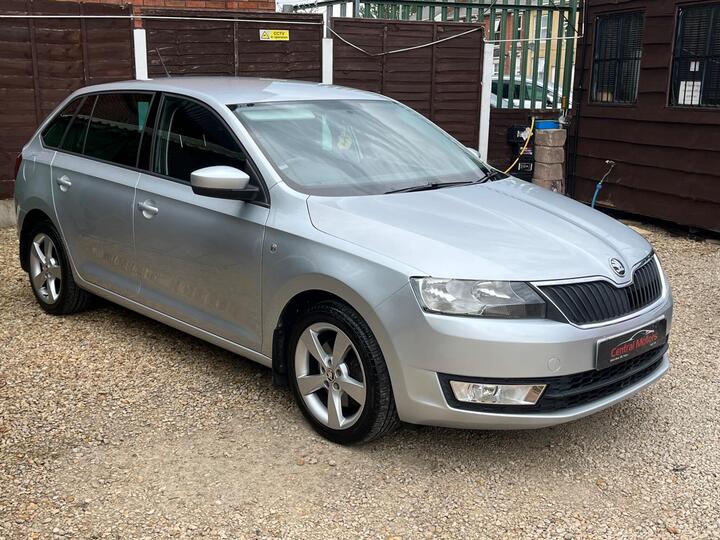 Skoda Rapid Spaceback 1.2 TSI SE Tech Euro 5 5dr Skoda Rapid Spaceback 1.2 TSI SE Tech Euro 5 5dr