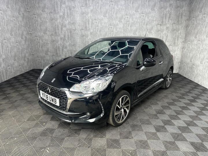 DS AUTOMOBILES DS 3 1.2 PureTech Connected Chic Euro 6 3dr