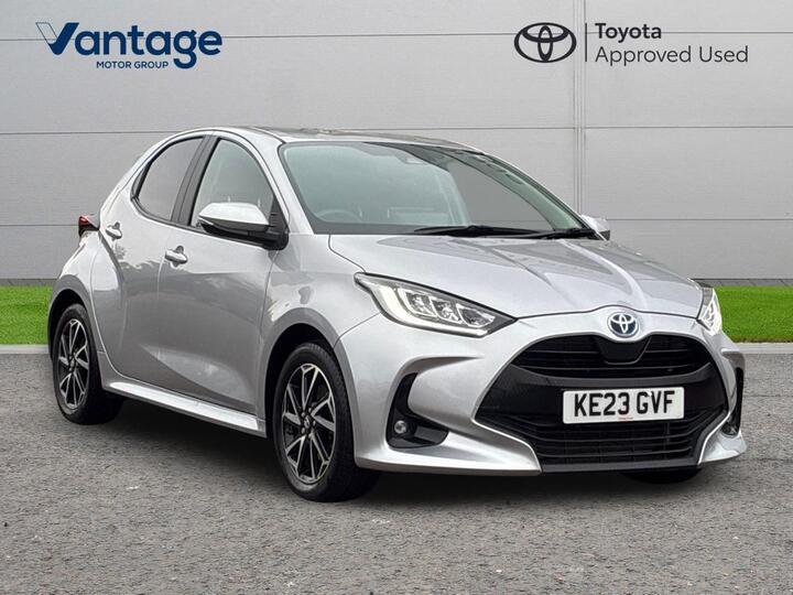 Toyota Yaris 1.5 VVT-h Design E-CVT Euro 6 (s/s) 5dr