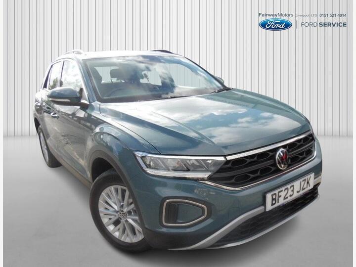Volkswagen T-ROC HATCHBACK 1.0 TSI Life Euro 6 (s/s) 5dr Volkswagen T-ROC HATCHBACK 1.0 TSI Life Euro 6 (s/s) 5dr