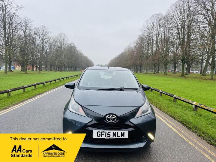 Toyota AYGO 1.0 VVT-i X-play Euro 5 5dr Euro 5