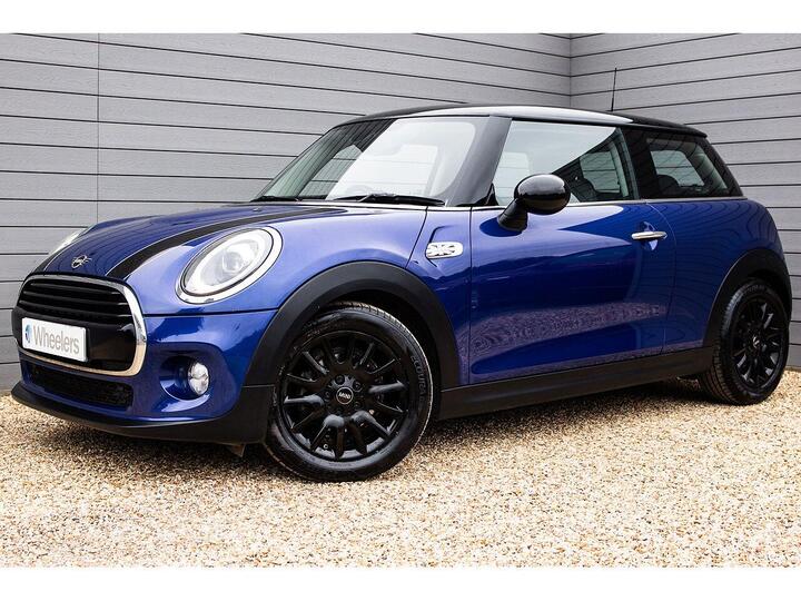 MINI Hatch 1.5 Cooper Classic Euro 6 (s/s) 3dr
