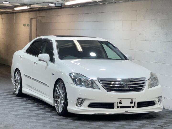 Toyota Crown Hybrid G Package 3.5 V6 Auto MODELLISTA