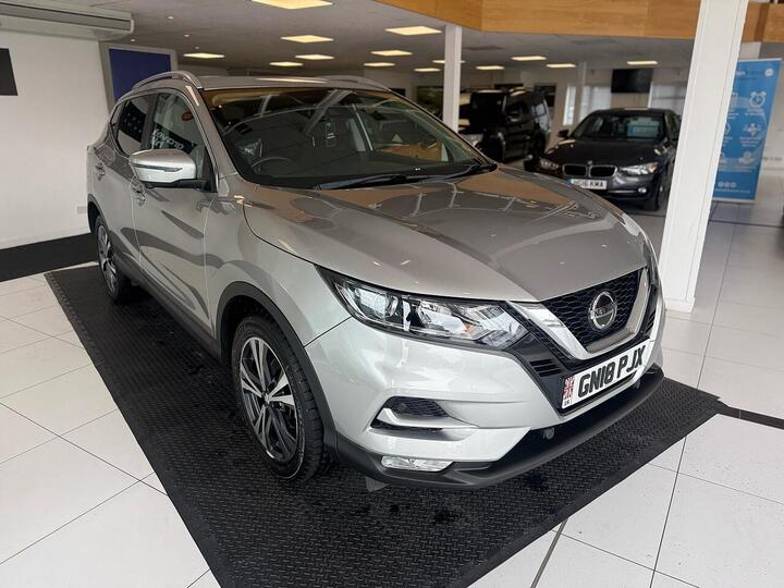 Nissan Qashqai 1.2 DIG-T N-Connecta Euro 6 (s/s) 5dr