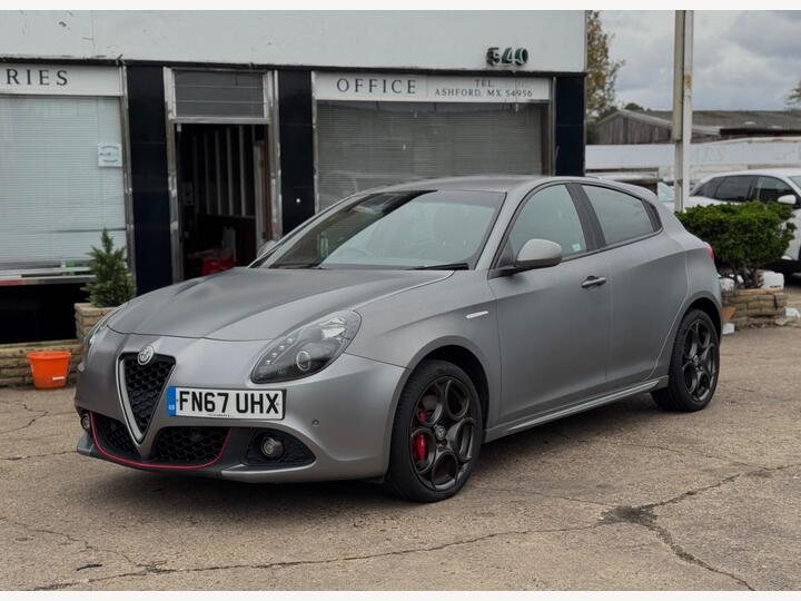 Alfa Romeo Giulietta 1.4 TB MultiAir Speciale Euro 6 (s/s) 5dr Alfa Romeo Giulietta 1.4 TB MultiAir Speciale Euro 6 (s/s) 5dr