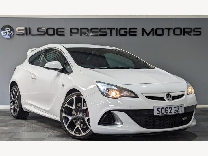 Vauxhall ASTRA GTC 2.0T VXR Euro 5 (s/s) 3dr