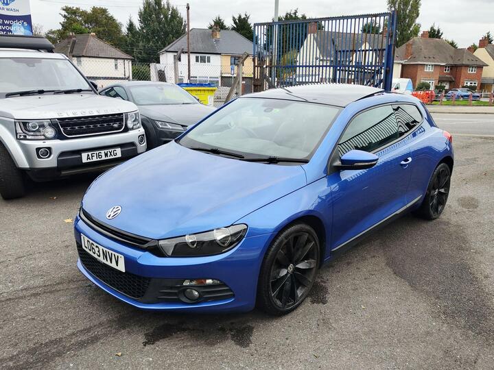 Volkswagen Scirocco 2.0 TDI BlueMotion Tech DSG Euro 5 (s/s) 3dr (Nav)