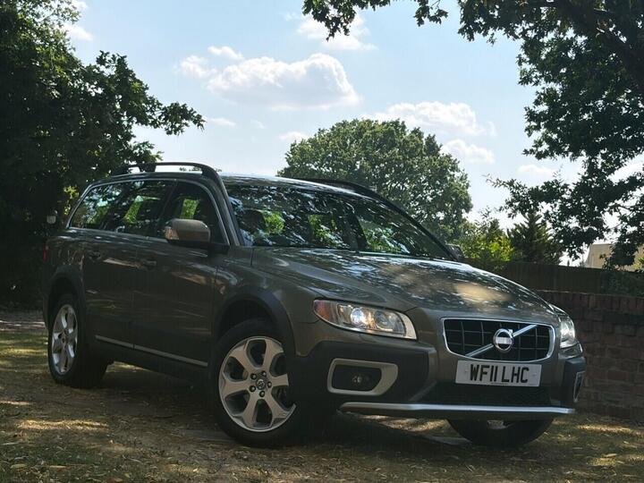 Volvo XC70 2.4 D5 SE Lux Geartronic AWD Euro 5 5dr