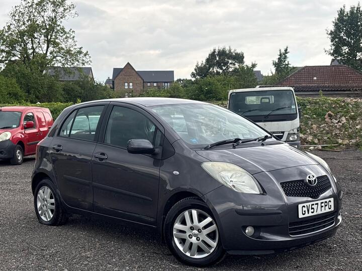 Toyota Yaris 1.3 VVT-i TR 5dr