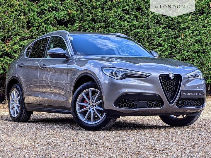 Alfa Romeo Stelvio 2.0T Speciale Auto Q4 AWD Euro 6 (s/s) 5dr