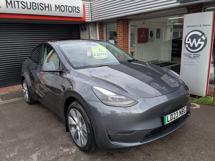Tesla Model Y (Dual Motor) Long Range Auto 4WDE 5dr