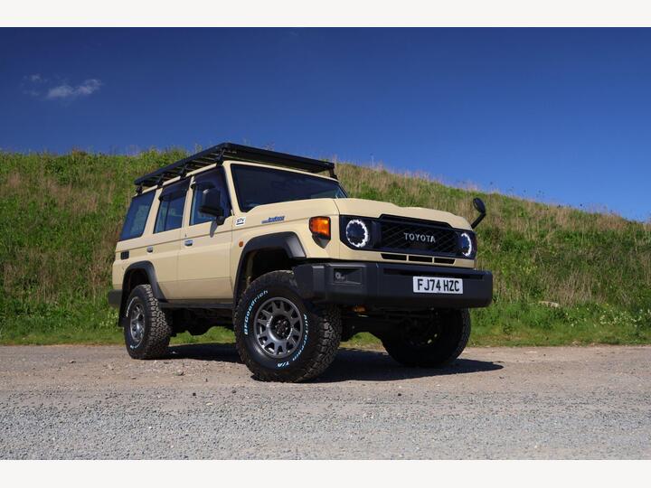 Toyota Land Cruiser N/A Toyota Land Cruiser N/A