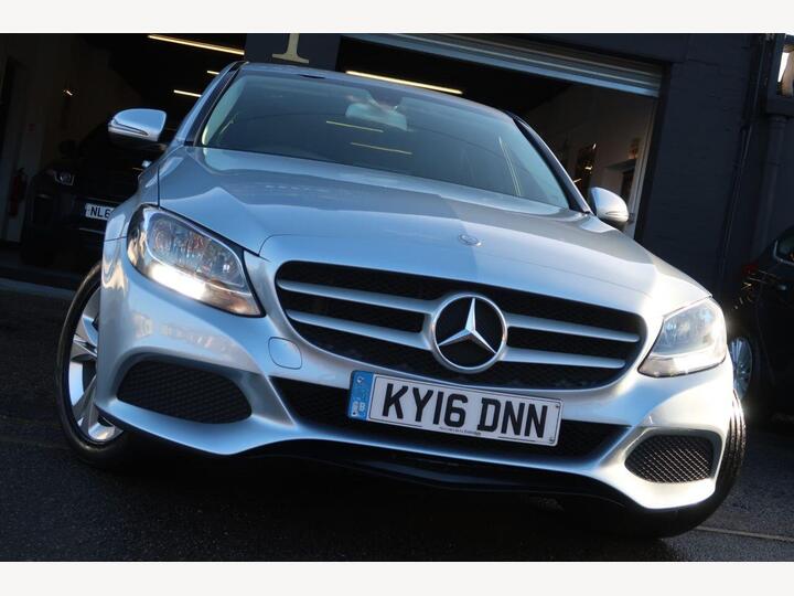 Mercedes-Benz C-CLASS 2.0 C200 SE 7G-Tronic+ Euro 6 (s/s) 4dr