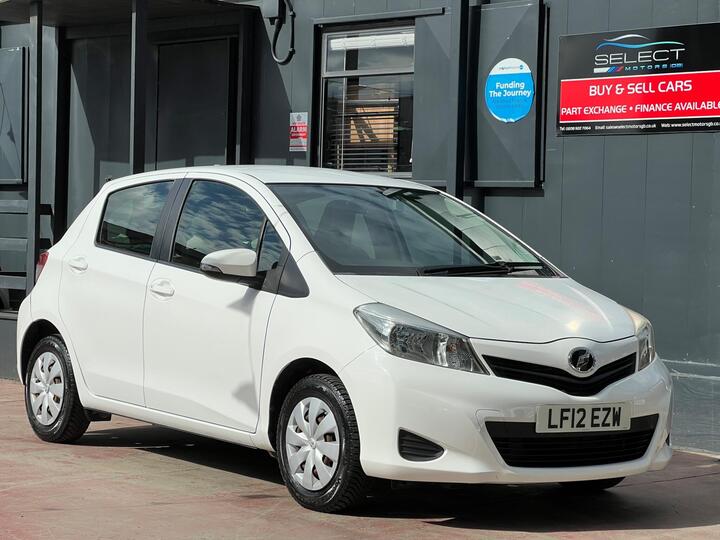Toyota Yaris 2012 1.0 AUTO