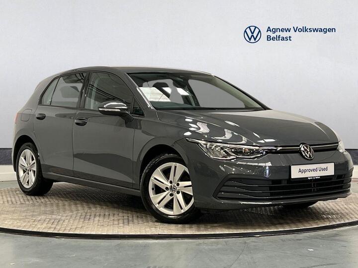 Volkswagen Golf 1.5 ETSI MHEV Life DSG Euro 6 (s/s) 5dr