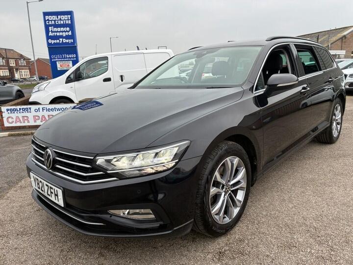 Volkswagen PASSAT 2.0 TDI EVO SE Nav Euro 6 (s/s) 5dr Volkswagen PASSAT 2.0 TDI EVO SE Nav Euro 6 (s/s) 5dr