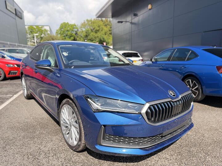 Skoda Superb 2.0 TSI Laurin & Klement DSG 4WD Euro 6 (s/s) 5dr