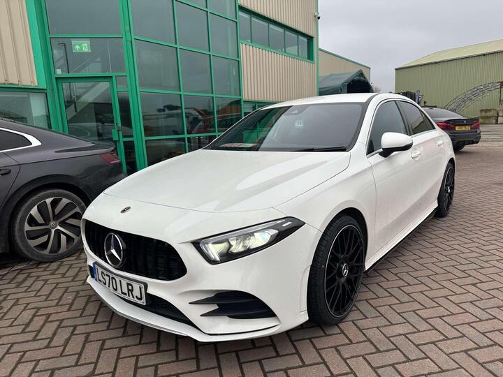 Mercedes-Benz A-CLASS 1.5 A180d AMG Line 7G-DCT Euro 6 (s/s) 4dr