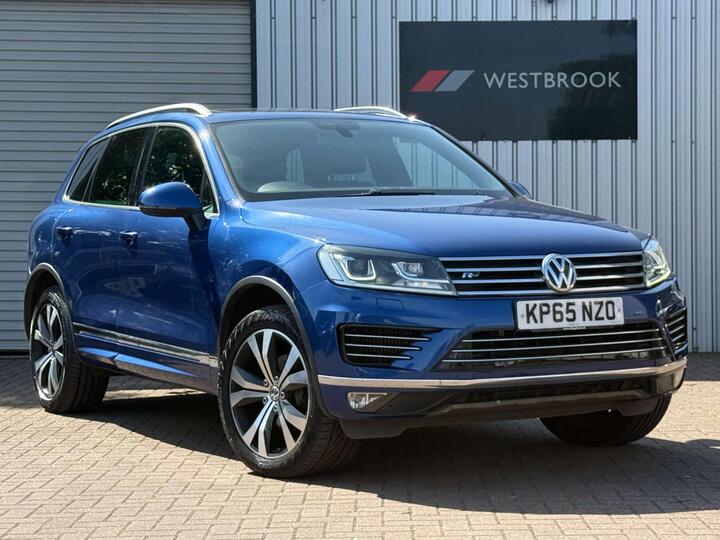 Volkswagen TOUAREG 3.0 TDI V6 BlueMotion Tech R-Line Tiptronic 4WD Euro 6 (s/s) 5dr