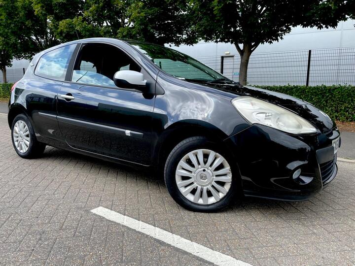 Renault Clio 1.2 I-Music Euro 5 3dr Renault Clio 1.2 I-Music Euro 5 3dr