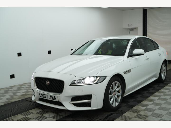 Jaguar XF 2.0d R-Sport Euro 6 (s/s) 4dr