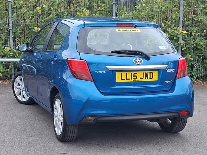 Toyota Yaris 1.5 VVT-h Excel E-CVT Euro 6 5dr (15in Alloy)