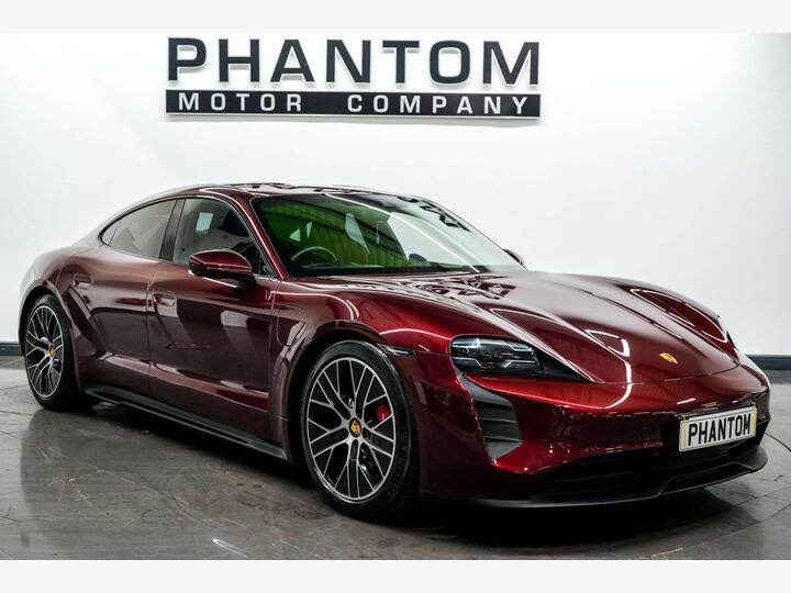 Porsche Taycan Performance Plus 93.4kWh GTS Auto 4WD 4dr (11kW Charger) Porsche Taycan Performance Plus 93.4kWh GTS Auto 4WD 4dr (11kW Charger)