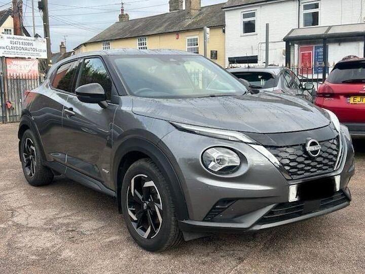 Nissan JUKE 1.6 N-Connecta Auto Euro 6 5dr