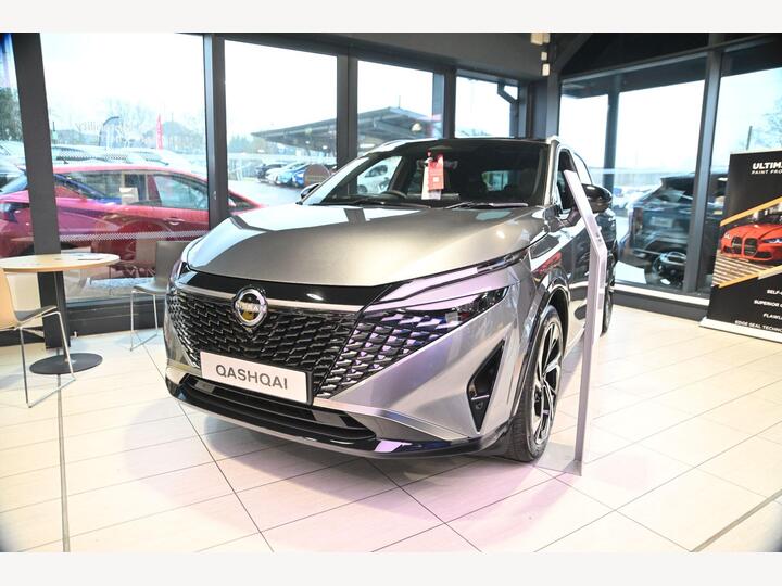 Nissan Qashqai 1.3 DIG-T MHEV Tekna+ XTRON Euro 6 (s/s) 5dr