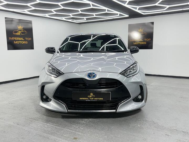 Toyota Yaris 1.5 VVT-h Dynamic E-CVT Euro 6 (s/s) 5dr