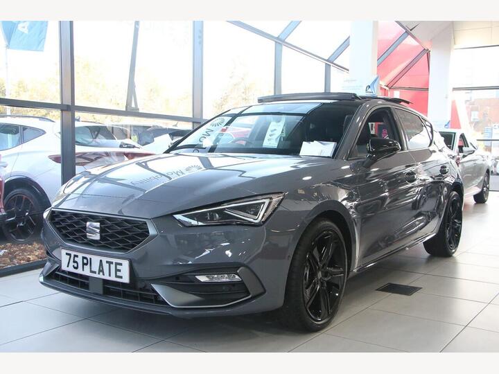 SEAT Leon 1.5 TSI FR Black Edition Euro 6 (s/s) 5dr