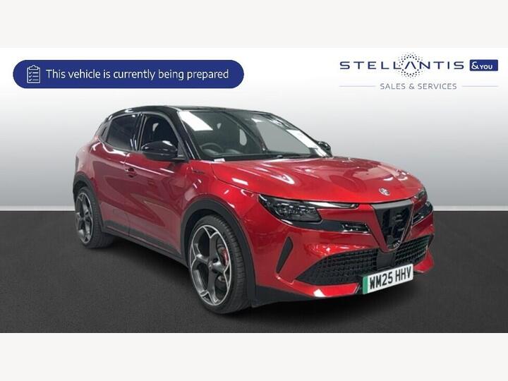 Alfa Romeo Junior 54kWh Elettrica Veloce Auto 5dr