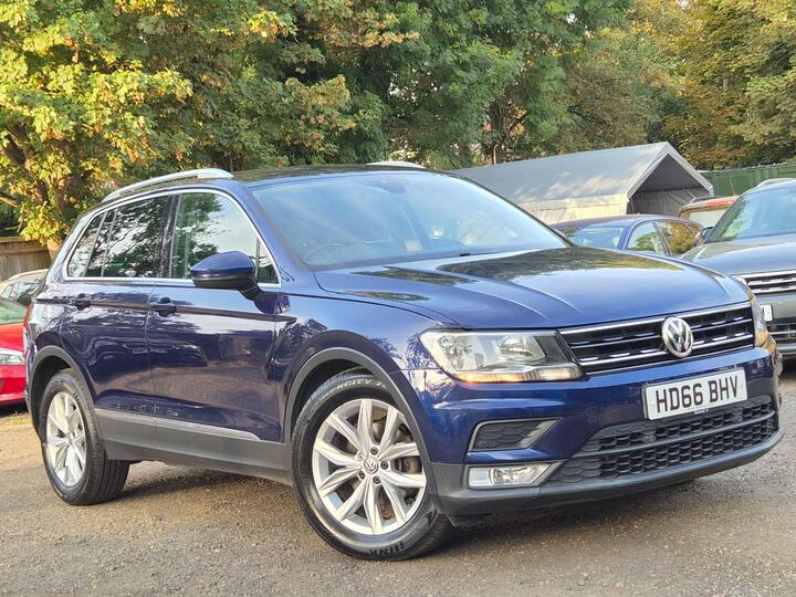 Volkswagen Tiguan 2.0 TDI BlueMotion Tech SE Navigation DSG 4Motion Euro 6 (s/s) 5dr