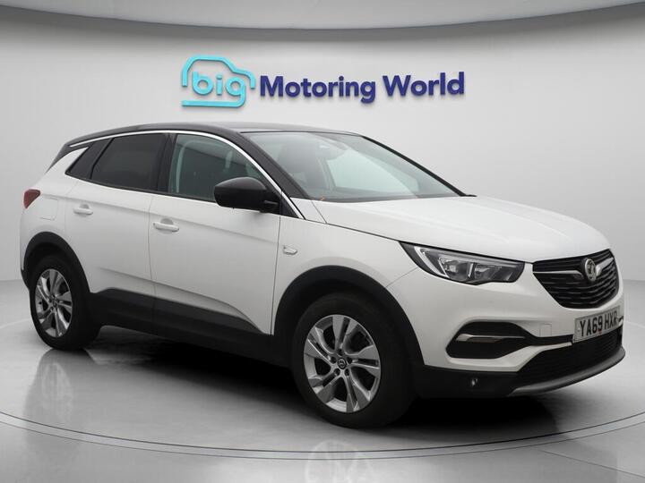 Vauxhall Grandland X 1.2 Turbo SRi Nav Auto Euro 6 (s/s) 5dr