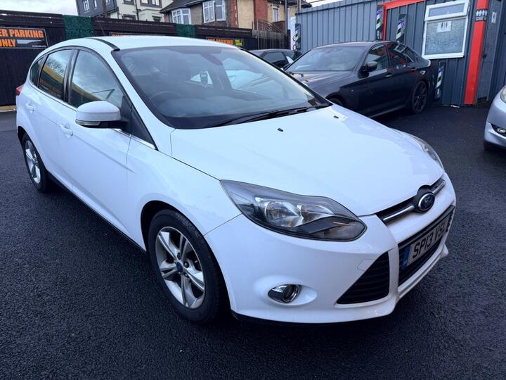 Ford Focus 1.6 Zetec Powershift Euro 5 5dr