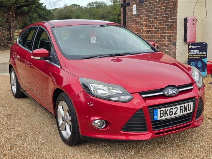 Ford Focus 1.0T EcoBoost Zetec Euro 5 (s/s) 5dr