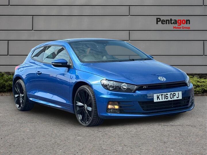 Volkswagen Scirocco 2.0 TSI BlueMotion Tech R-Line DSG Euro 6 (s/s) 3dr Volkswagen Scirocco 2.0 TSI BlueMotion Tech R-Line DSG Euro 6 (s/s) 3dr