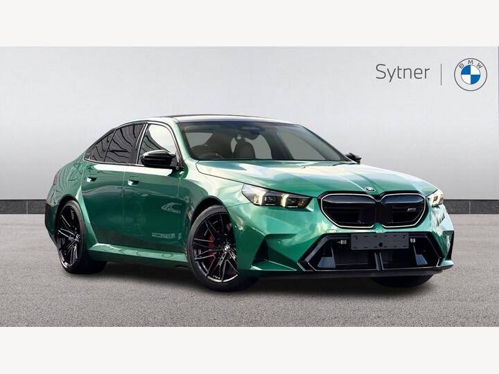 BMW M5 4.4 22.1kWh Steptronic XDrive Euro 6 (s/s) 4dr