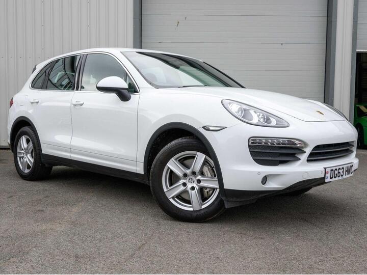 Porsche CAYENNE 4.5 S SUV 5dr Petrol Automatic AWD (380 G/km, 340 Bhp)