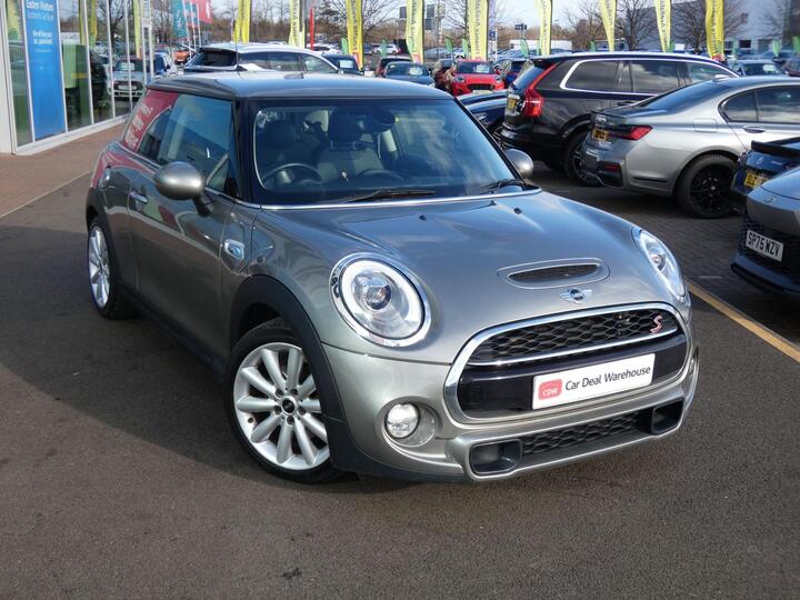 MINI Hatch 2.0 Cooper S Euro 6 (s/s) 3dr