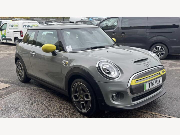 MINI HATCH Cooper SE 32.6kWh Level 3 Auto 3dr MINI HATCH Cooper SE 32.6kWh Level 3 Auto 3dr